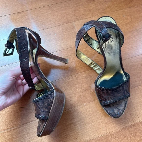 Guess heels - Picture 3 of 3